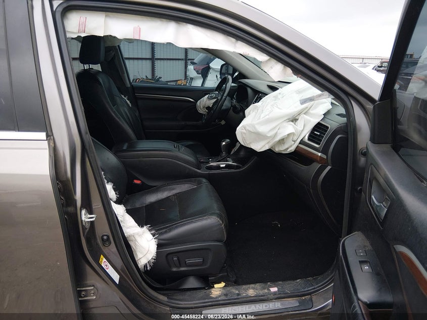 2015 Toyota Highlander VIN 5TDYKRFH5FS112491 IAAI salvage auction — FRONT END, Clear (Arkansas), sold $3,450 on 2026-07-29 (photo 5)