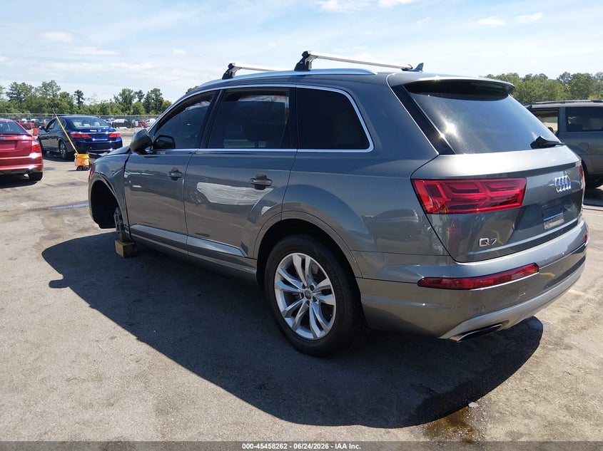 2017 Audi Q7 VIN WA1LAAF77HD050168 IAAI salvage auction — RIGHT SIDE, Salvage Title, sold $2,550 on 2026-07-29 (photo 3)