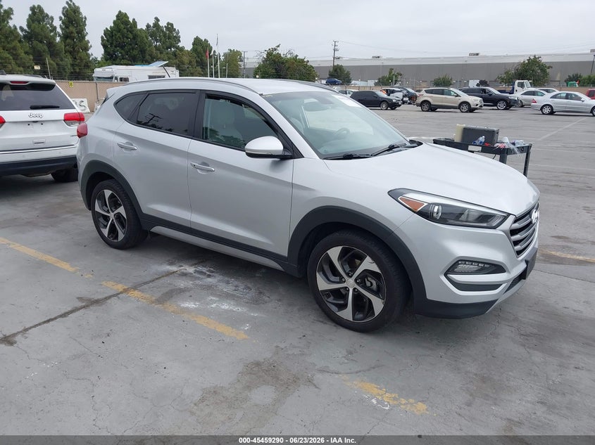 2017 Hyundai Tucson VIN KM8J33A2XHU468010 IAAI salvage auction — NORMAL WEAR, Clear - Dealer Only (California), sold $2,325 on 2026-07-20 (photo 1)