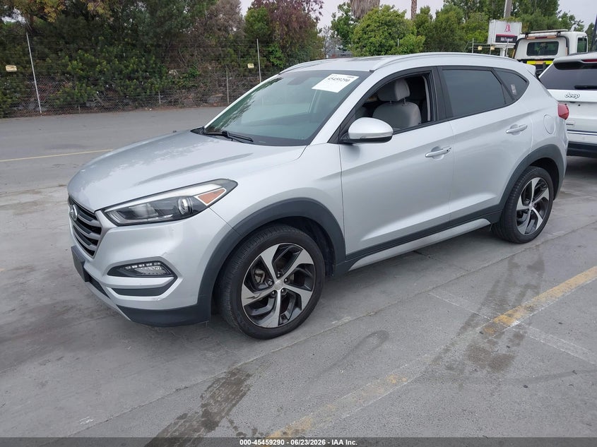 2017 Hyundai Tucson VIN KM8J33A2XHU468010 IAAI salvage auction — NORMAL WEAR, Clear - Dealer Only (California), sold $2,325 on 2026-07-20 (photo 2)