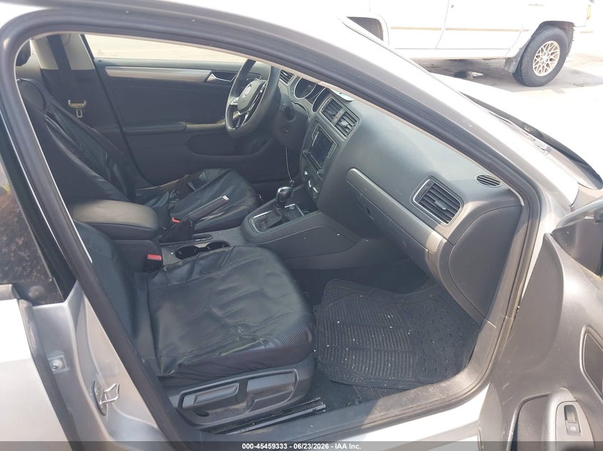 2016 Volkswagen Jetta VIN 3VWD67AJXGM253315 IAAI salvage auction — NORMAL WEAR, Clear (Utah), sold $700 on 2026-07-09 (photo 5)