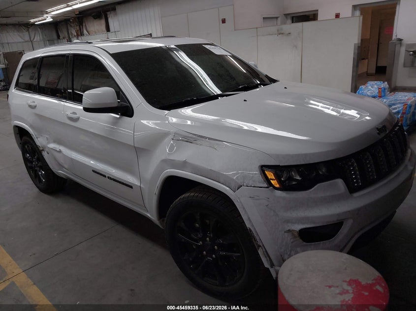 2020 Jeep Grand cherokee VIN 1C4RJEAG9LC317176 IAAI salvage auction — SIDE, Salvage Title, sold $7,300 on 2026-07-28 (photo 1)