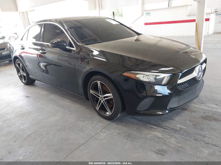 2021 Mercedes-benz A-klasse VIN W1K3G4EB9MJ301186 — IAAI salvage auction photo