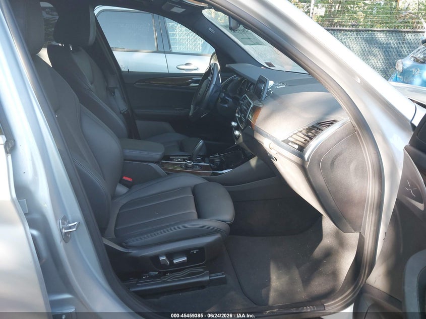 2019 BMW X3 VIN 5UXTR7C59KLF26021 IAAI salvage auction — RIGHT FRONT, Salvage (Virginia), sold $7,650 on 2026-07-23 (photo 5)