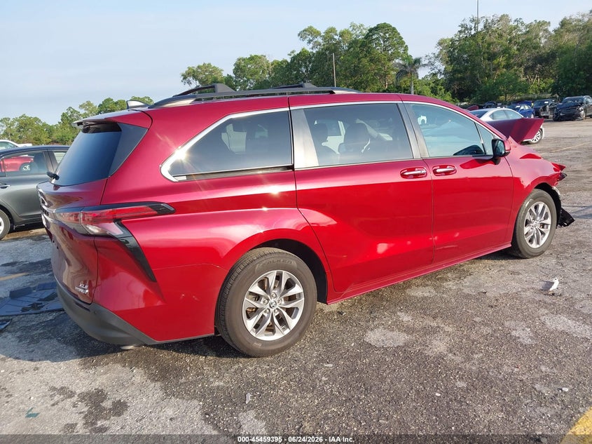 2022 Toyota Sienna VIN 5TDYRKEC5NS100557 IAAI salvage auction — FRONT END, Salvage Title, sold $11,600 on 2026-07-29 (photo 4)