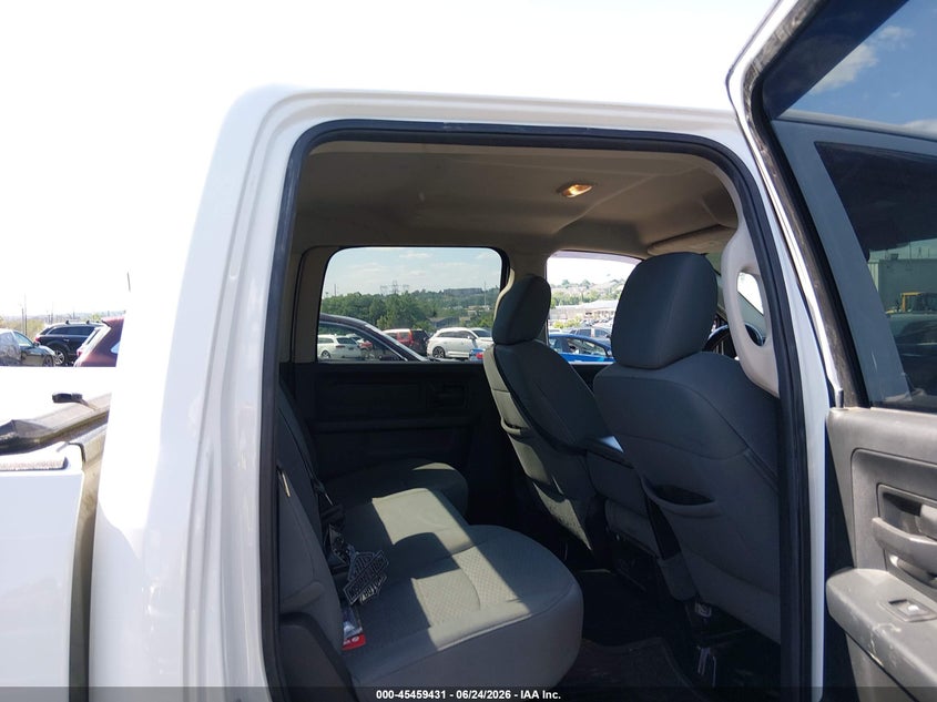 2014 Ram 2500 VIN 3C6TR5CT9EG118564 IAAI salvage auction — FRAME DAMAGE, Salvage Title, sold $9,600 on 2026-08-28 (photo 8)