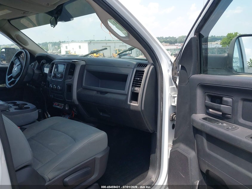 2014 Ram 2500 VIN 3C6TR5CT9EG118564 IAAI salvage auction — FRAME DAMAGE, Salvage Title, sold $7,050 on 2026-08-29 (photo 5)