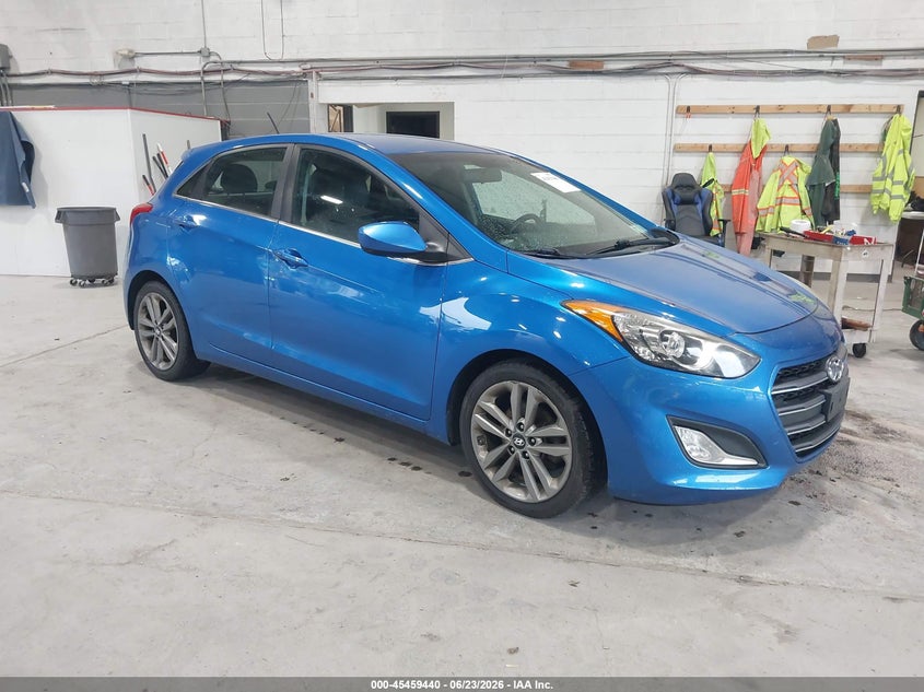 2017 Hyundai Elantra VIN KMHD35LH5HU360212 IAAI salvage auction — NORMAL WEAR, Clear (New York), sold $600 on 2026-07-08 (photo 1)