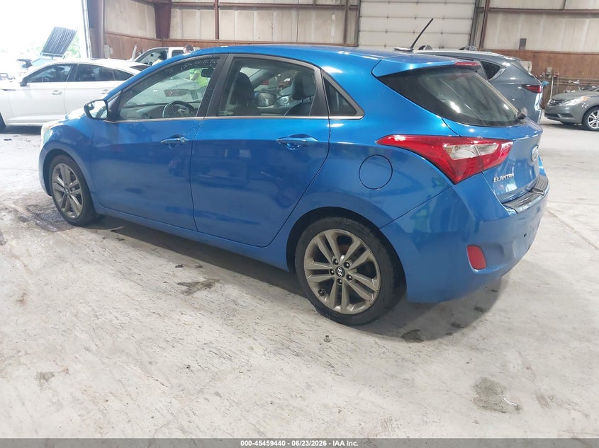 2017 Hyundai Elantra VIN KMHD35LH5HU360212 IAAI salvage auction — NORMAL WEAR, Clear (New York), sold $600 on 2026-07-08 (photo 3)