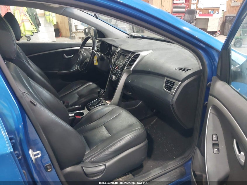 2017 Hyundai Elantra VIN KMHD35LH5HU360212 IAAI salvage auction — NORMAL WEAR, Clear (New York), sold $600 on 2026-07-08 (photo 5)