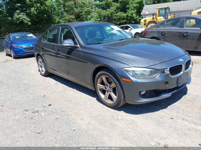 2015 BMW 3 series VIN WBA3B3C55FF547509 IAAI salvage auction — NORMAL WEAR, Original (Ohio), sold $600 on 2026-07-27 (photo 1)