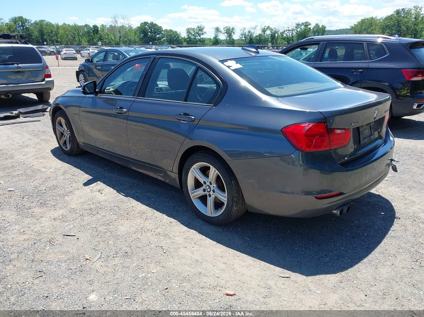 2015 BMW 3 series VIN WBA3B3C55FF547509 IAAI salvage auction — NORMAL WEAR, Original (Ohio), sold $600 on 2026-07-27 (photo 3)