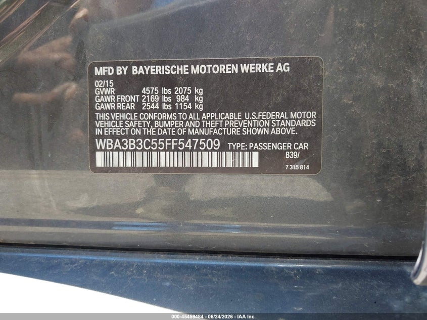 2015 BMW 3 series VIN WBA3B3C55FF547509 IAAI salvage auction — NORMAL WEAR, Original (Ohio), sold $600 on 2026-07-27 (photo 9)