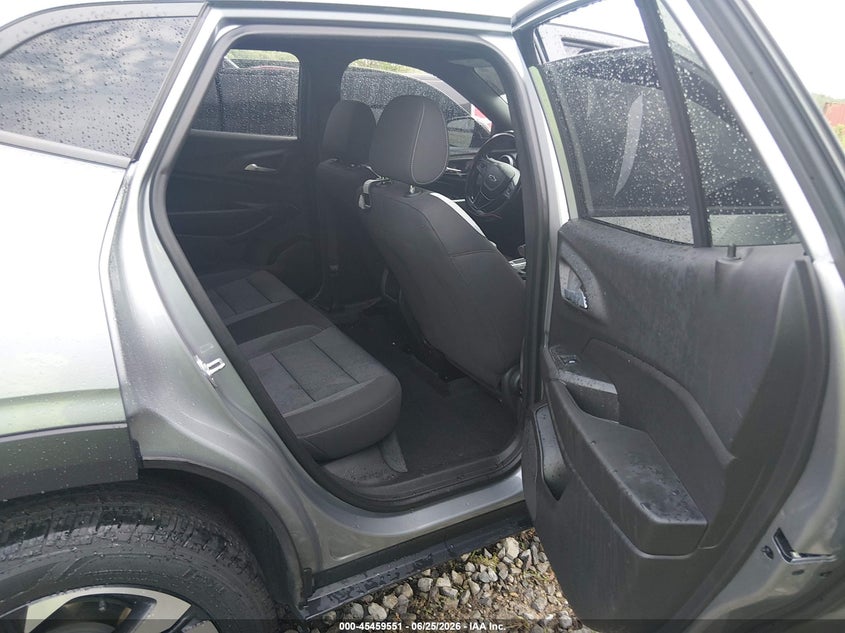 2024 Chevrolet Trax VIN KL77LGE24RC213258 IAAI salvage auction — WATER/FLOOD, Wait Title, sold $8,250 on 2026-08-28 (photo 8)