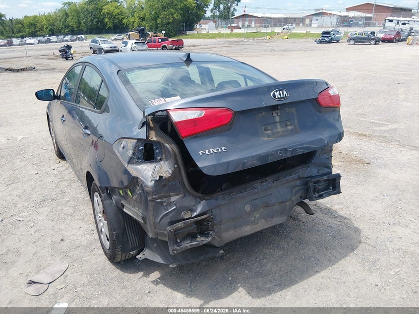 2016 Kia Forte VIN KNAFK4A6XG5571133 IAAI salvage auction — REAR END, Clear (Tennessee), sold $850 on 2026-07-30 (photo 6)