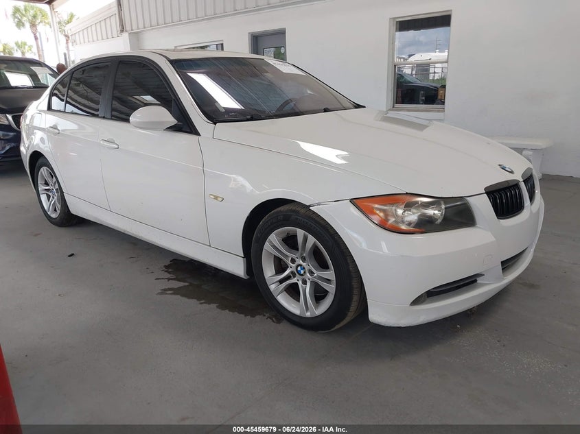 2008 BMW 3 series VIN WBAVA37578NL55393 IAAI salvage auction — LEFT SIDE, Rebuildable (Florida), sold $325 on 2026-07-29 (photo 1)