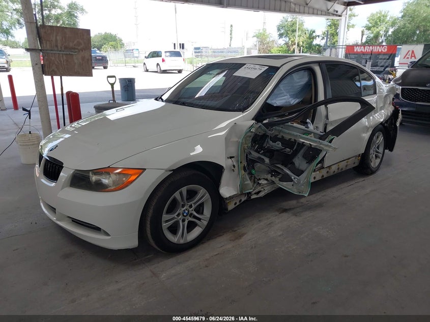 2008 BMW 3 series VIN WBAVA37578NL55393 IAAI salvage auction — LEFT SIDE, Rebuildable (Florida), sold $325 on 2026-07-29 (photo 2)