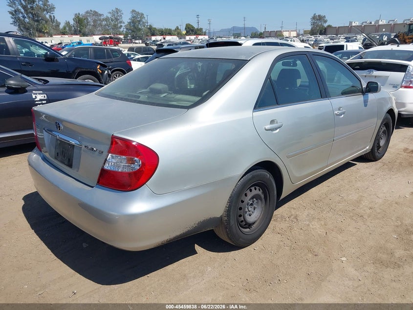 2003 Toyota Camry VIN JTDBE32KX30228442 IAAI salvage auction — UNKNOWN, Clear - Dealer Only (California), sold $525 on 2026-07-08 (photo 4)