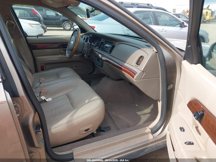 2003 Mercury Grand marquis VIN 2MEFM75W33X682087 IAAI salvage auction — NORMAL WEAR, Clear (Illinois), sold $425 on 2026-07-22 (photo 5)