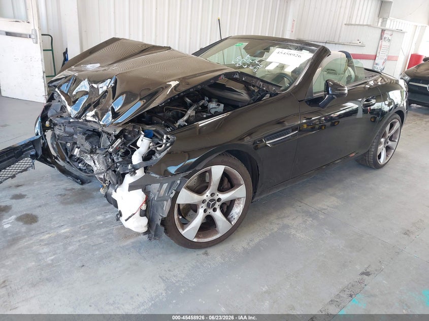 2012 Mercedes-benz Slk-klasse VIN WDDPK5HA8CF014559 IAAI salvage auction — FRONT END, Rebuildable (Florida), sold $950 on 2026-07-29 (photo 2)