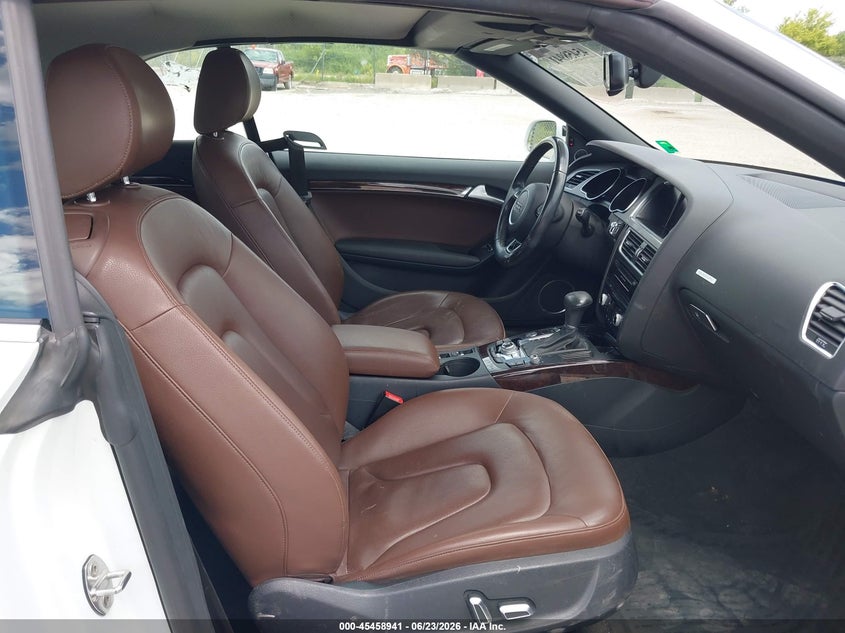 2015 Audi A5 VIN WAUMFAFH0FN004545 IAAI salvage auction — LEFT SIDE, Salvage Title, sold $2,800 on 2026-07-28 (photo 5)