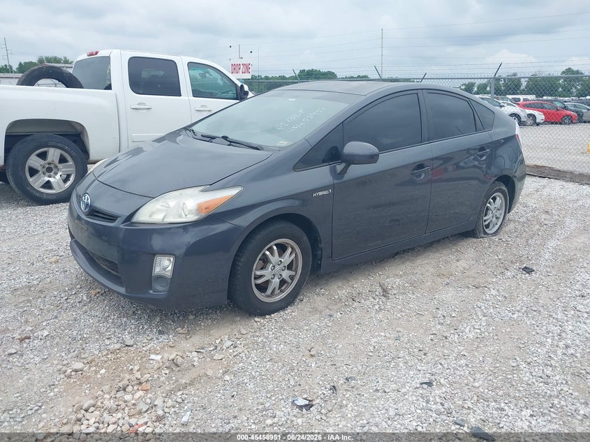 2011 Toyota Prius VIN JTDKN3DU4B1379834 IAAI salvage auction — NORMAL WEAR, Clear (Missouri), sold $900 on 2026-07-30 (photo 2)
