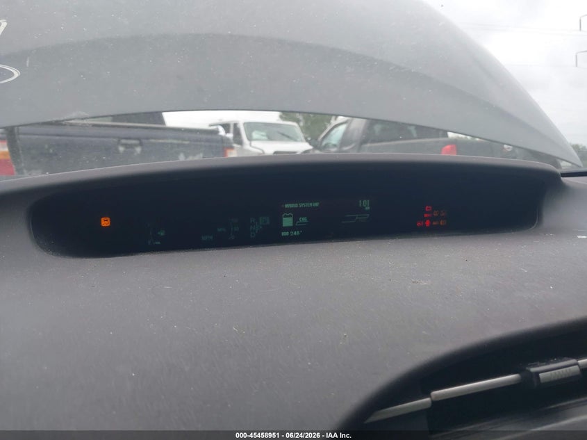 2011 Toyota Prius VIN JTDKN3DU4B1379834 IAAI salvage auction — NORMAL WEAR, Clear (Missouri), sold $900 on 2026-07-30 (photo 7)