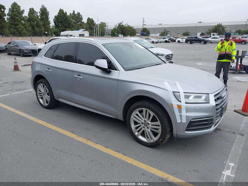 2018 Audi Q5 VIN WA1BNAFY5J2076732 IAAI salvage auction — FRONT END, Salvage (Arizona), sold $5,600 on 2026-07-29 (photo 1)