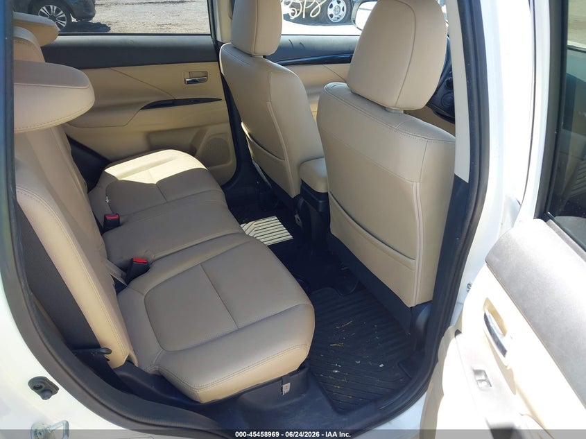 2018 Mitsubishi Outlander VIN JA4AZ3A37JZ049756 IAAI salvage auction — REAR END, Clear (Virginia), sold $2,150 on 2026-07-09 (photo 8)