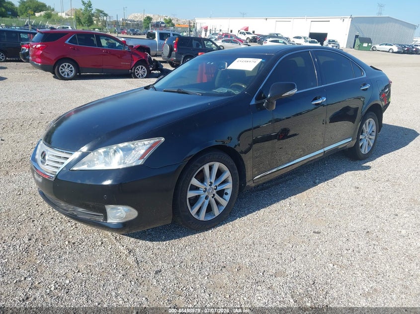 2011 Lexus Es 350 VIN JTHBK1EG4B2436306 IAAI salvage auction — REAR END, Salvage (Illinois), sold $825 on 2026-08-02 (photo 2)