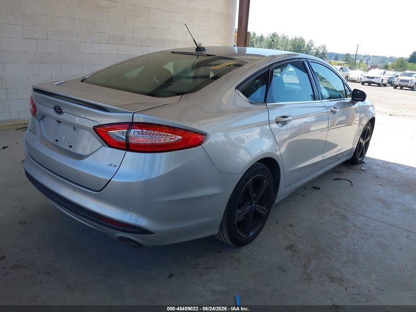 2016 Ford Fusion VIN 3FA6P0H77GR397360 IAAI salvage auction — LEFT FRONT, Salvage Title, sold $700 on 2026-08-01 (photo 4)