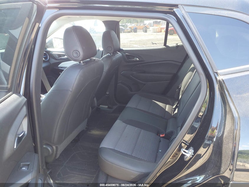 2024 Chevrolet Trax VIN KL77LHE2XRC070290 IAAI salvage auction — REAR END, Salvage (Idaho), sold $8,100 on 2026-07-11 (photo 8)