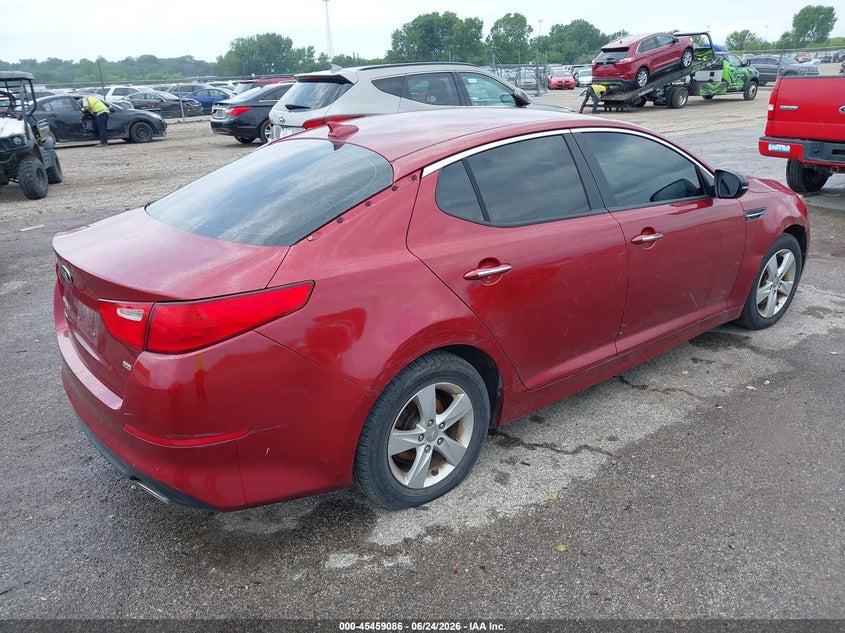 2014 Kia Optima VIN 5XXGM4A73EG297308 IAAI salvage auction — NORMAL WEAR, Clear (Illinois), sold $425 on 2026-07-22 (photo 4)
