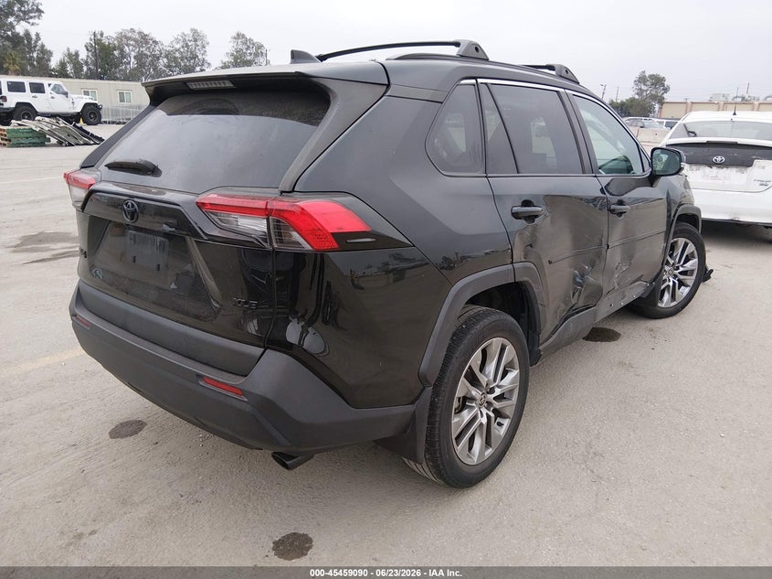 2022 Toyota Rav 4 VIN 2T3C1RFV0NC205906 IAAI salvage auction — RIGHT SIDE, Salvage Title, sold $8,700 on 2026-07-29 (photo 4)