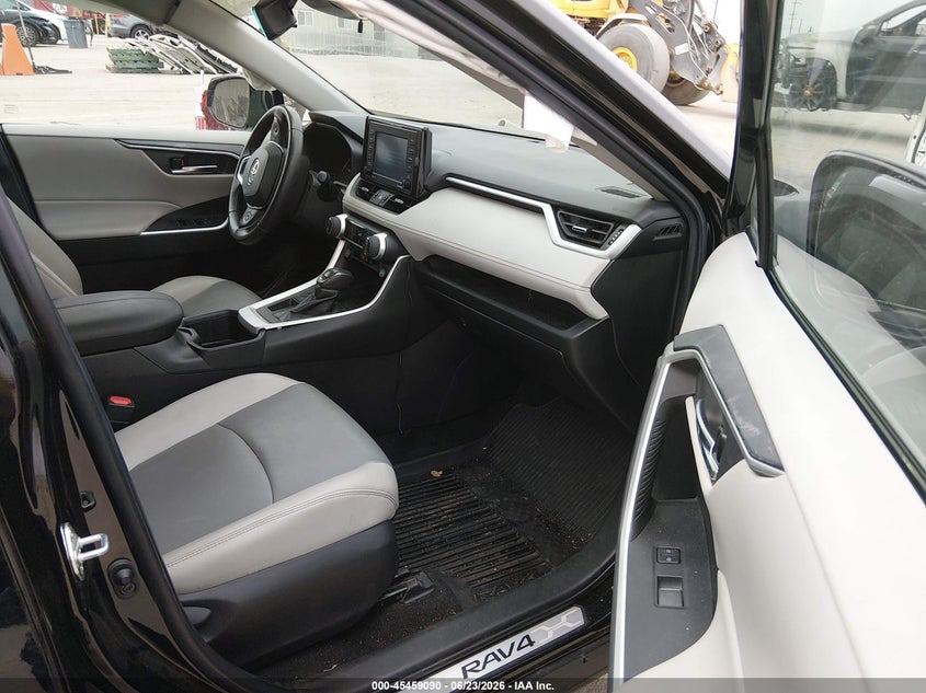 2022 Toyota Rav 4 VIN 2T3C1RFV0NC205906 IAAI salvage auction — RIGHT SIDE, Salvage Title, sold $8,700 on 2026-07-29 (photo 5)