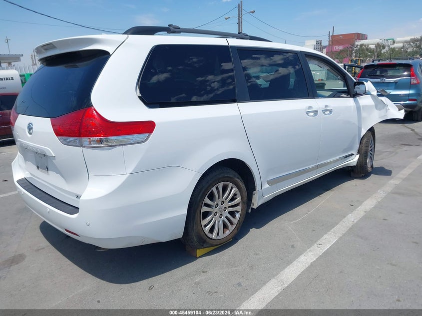 2013 Toyota Sienna VIN 5TDYK3DC4DS376464 IAAI salvage auction — FRONT & REAR, Salvage (California), sold $1,100 on 2026-07-15 (photo 4)
