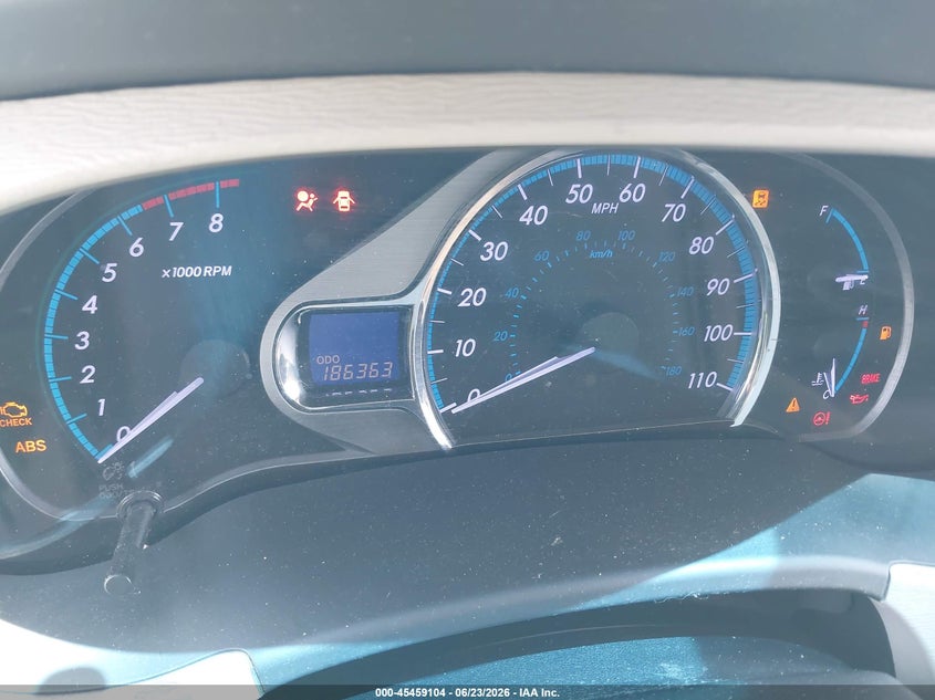 2013 Toyota Sienna VIN 5TDYK3DC4DS376464 IAAI salvage auction — FRONT & REAR, Salvage (California), sold $1,100 on 2026-07-15 (photo 7)