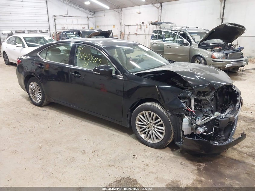 2013 Lexus ES VIN JTHBK1GG7D2036952 IAAI salvage auction — FRONT END, Salvage (Pennsylvania), sold $2,000 on 2026-07-17 (photo 1)