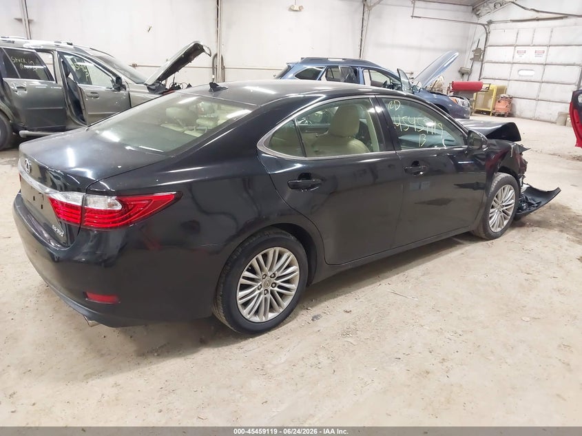 2013 Lexus ES VIN JTHBK1GG7D2036952 IAAI salvage auction — FRONT END, Salvage (Pennsylvania), sold $2,000 on 2026-07-17 (photo 4)