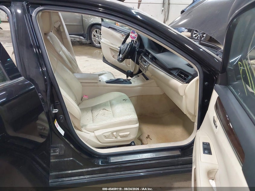 2013 Lexus ES VIN JTHBK1GG7D2036952 IAAI salvage auction — FRONT END, Salvage (Pennsylvania), sold $2,000 on 2026-07-17 (photo 5)