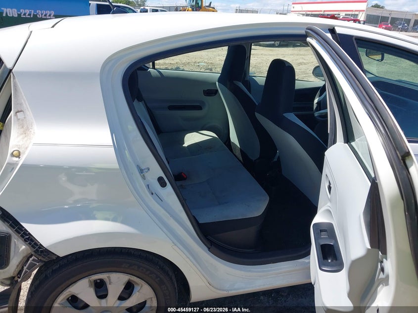 2013 Toyota Prius c VIN JTDKDTB39D1046965 IAAI salvage auction — FRONT & REAR, Salvage (Georgia), sold $1,050 on 2026-07-23 (photo 8)