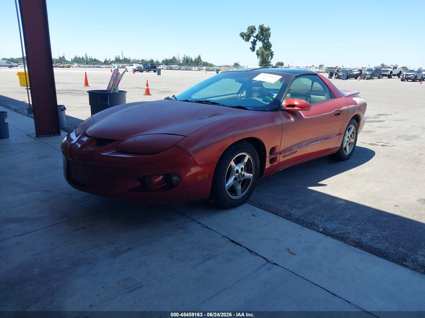 1998 Pontiac Firebird VIN 2G2FS22K1W2209676 IAAI salvage auction — NORMAL WEAR, Clear - Dealer Only (California), sold $250 on 2026-07-07 (photo 2)