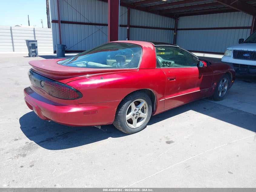 1998 Pontiac Firebird VIN 2G2FS22K1W2209676 IAAI salvage auction — NORMAL WEAR, Clear - Dealer Only (California), sold $250 on 2026-07-07 (photo 4)