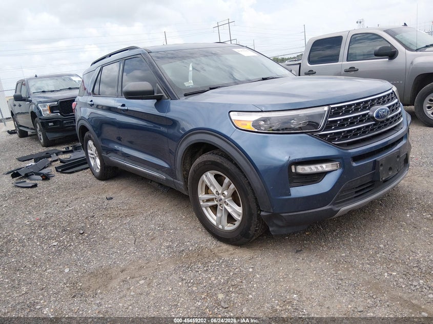 2020 Ford Explorer VIN 1FMSK7DH2LGB38965 IAAI salvage auction — BIOHAZARD/CHEMICAL, Salvage Title, sold $5,575 on 2026-07-23 (photo 1)