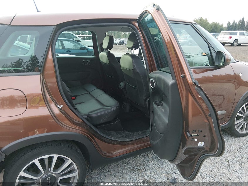 2018 Fiat 500l VIN ZFBCFADH9JZ041020 IAAI salvage auction — REAR END, Salvage Title, sold $3,050 on 2026-07-22 (photo 8)