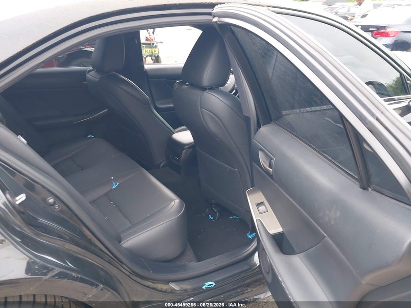 2019 Lexus Is VIN JTHC81D20K5036363 IAAI salvage auction — FRONT END, Salvage (Connecticut), sold $5,500 on 2026-07-30 (photo 8)