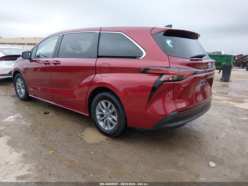2021 Toyota Sienna VIN 5TDKRKECXMS043146 IAAI salvage auction — HAIL, Salvage (Kansas), sold $17,400 on 2026-07-31 (photo 3)