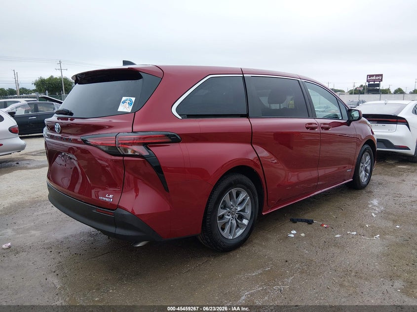 2021 Toyota Sienna VIN 5TDKRKECXMS043146 IAAI salvage auction — HAIL, Salvage (Kansas), sold $17,400 on 2026-07-31 (photo 4)