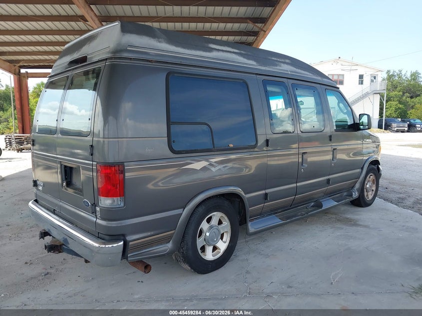 2006 Ford E 150 VIN 1FDRE14LX6HA37565 IAAI salvage auction — NORMAL WEAR, Clear (Florida), sold $550 on 2026-07-07 (photo 4)