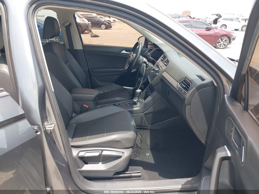 2019 Volkswagen Tiguan VIN 3VV3B7AX0KM159372 IAAI salvage auction — HAIL, Original (Texas), sold $8,350 on 2026-08-19 (photo 5)